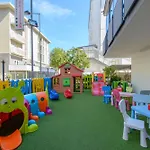 Hotel Christian 3*