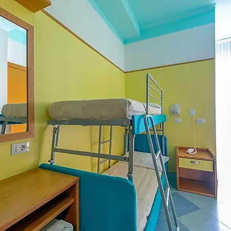 Hotel Christian 3*