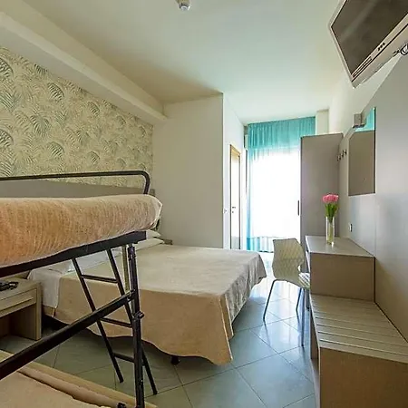 Hotel Christian 3*