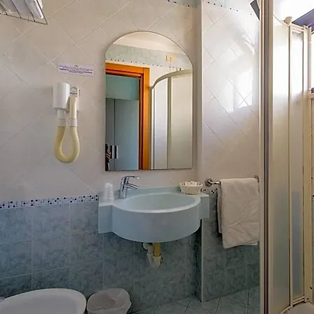 Hotel Christian 3*